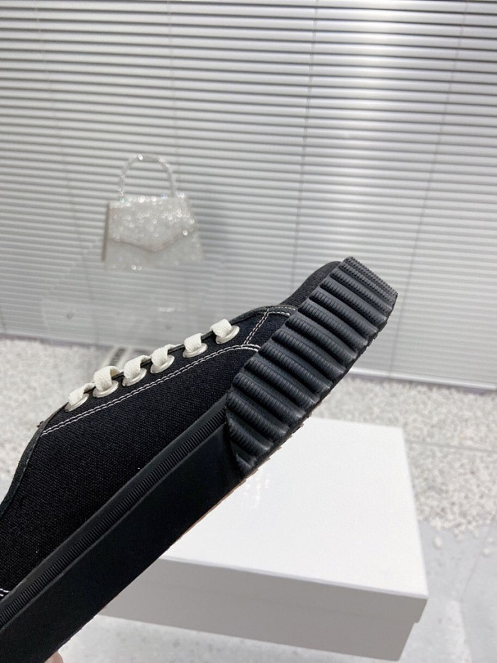 Ma1s0n Marg*e1a Tabi Low Top