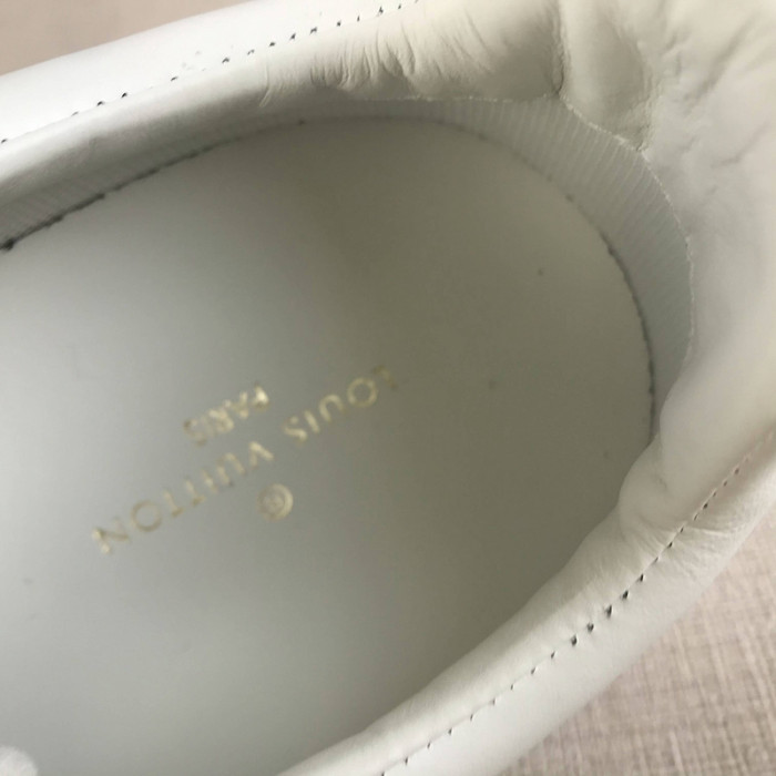 lou1su1tt Frontraw Sneaker