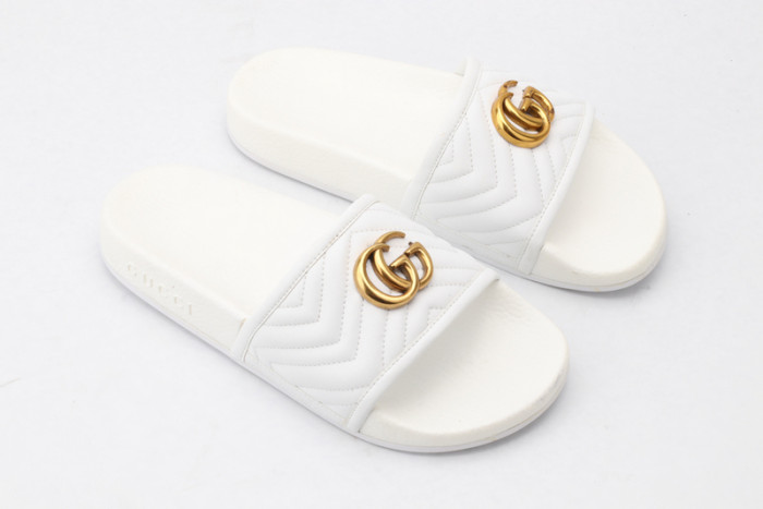 Gu66 SLIPPERS