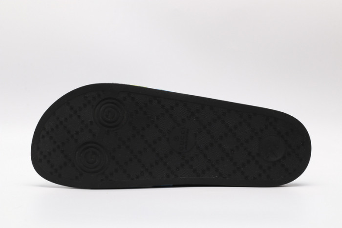 Gu66 SLIPPERS