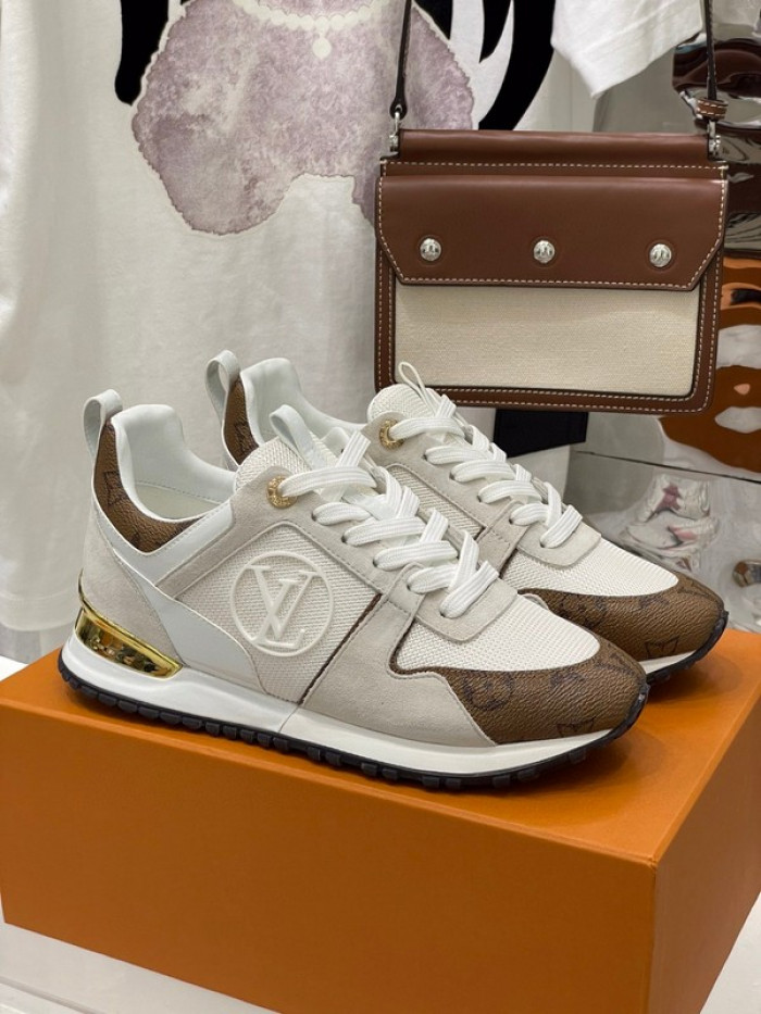 lou1su1tt Run Away Sneaker