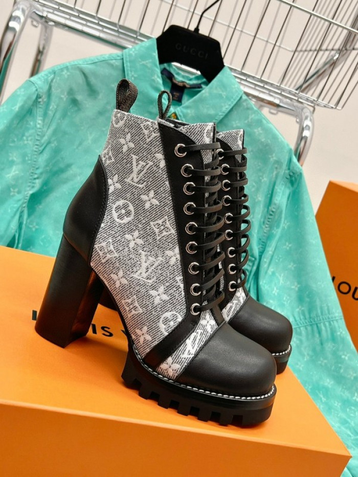 lou1su1tt Boots