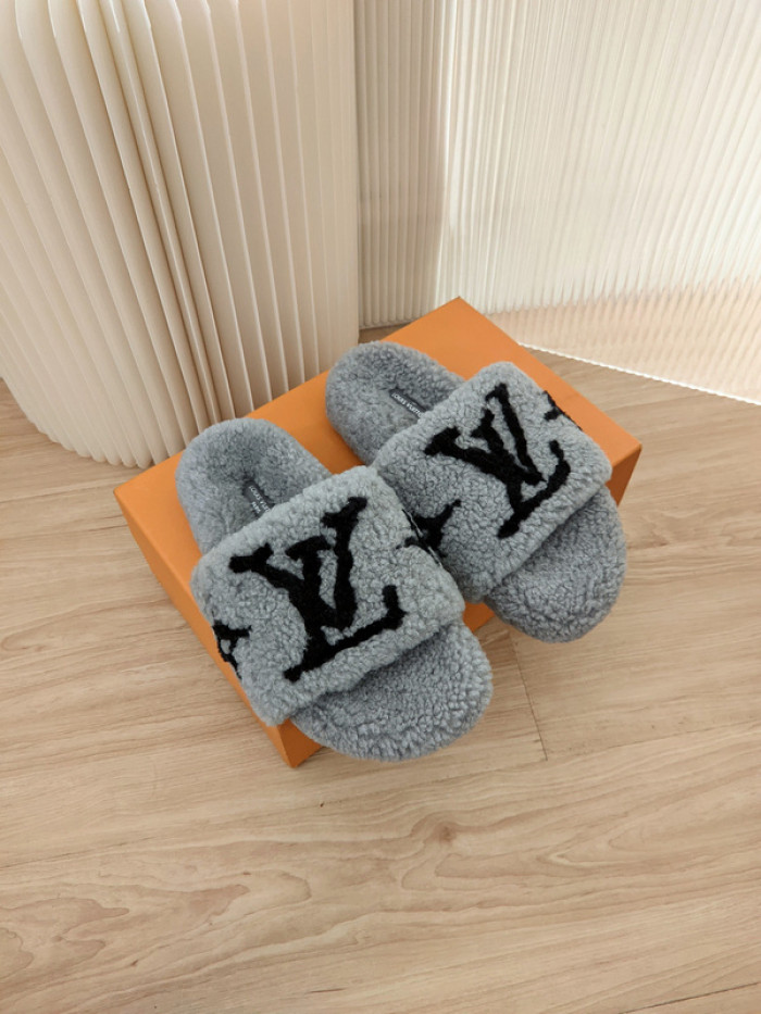 Lou1su1tt slides