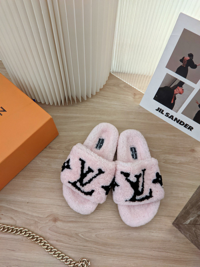 Lou1su1tt slides