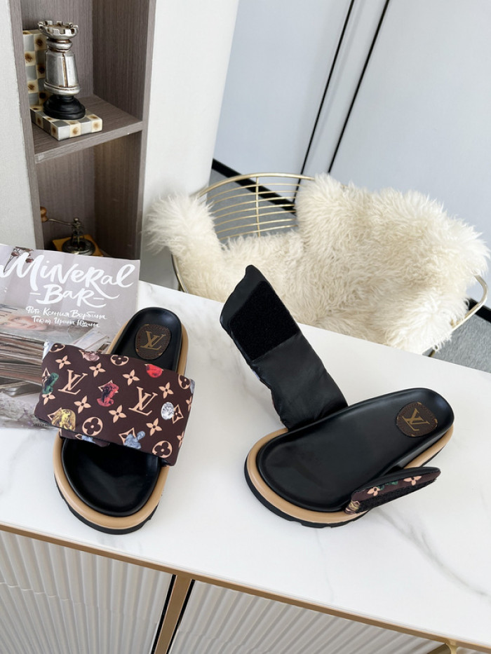 Lou1su1tt slides