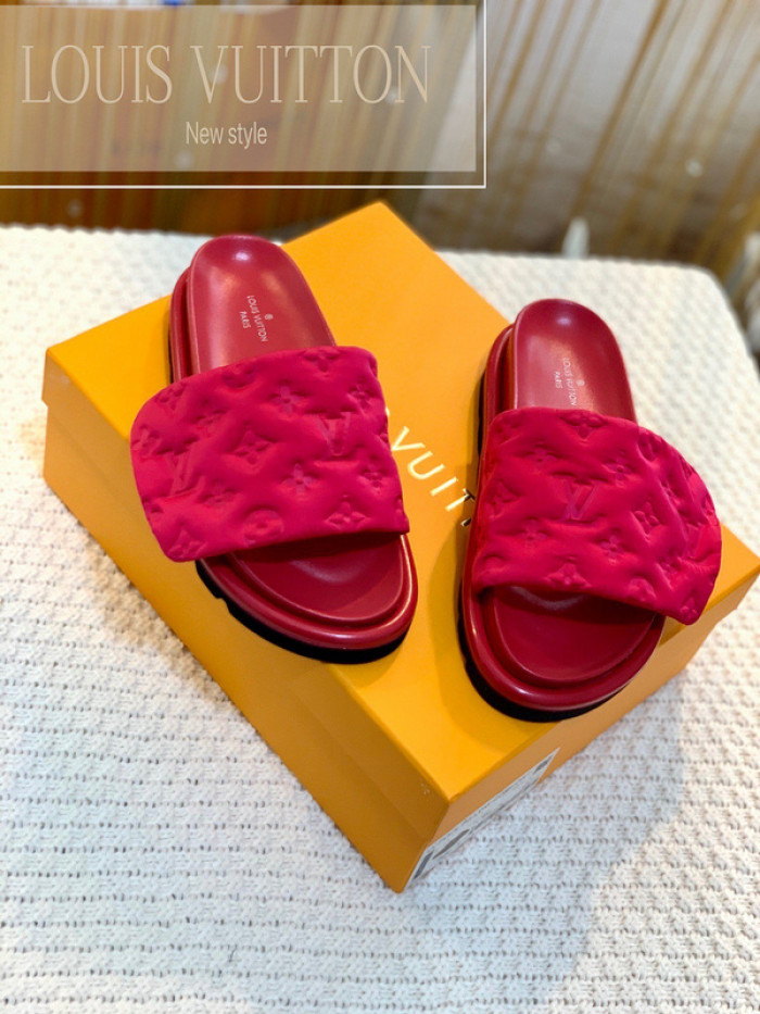 Lou1su1tt slides