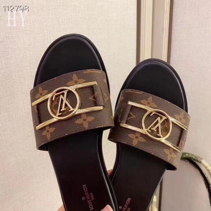Lou1su1tt slides