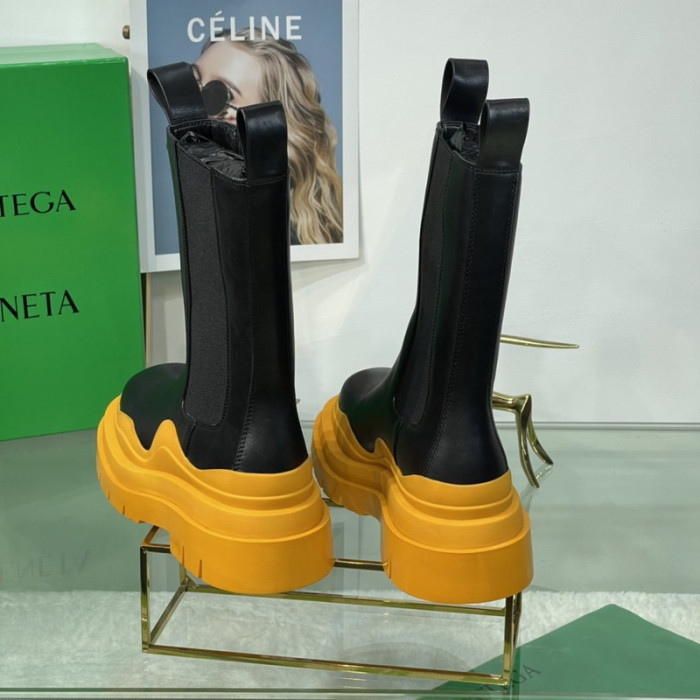 bo*te*ga Ve*ne*ta boots