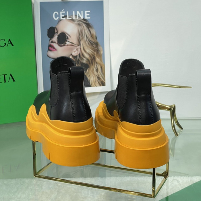 bo*te*ga Ve*ne*ta boots