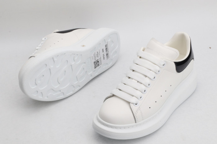 MQ Sneakers