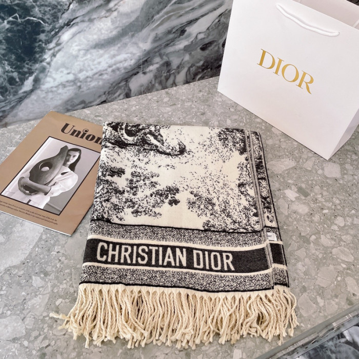 D10R SCARF