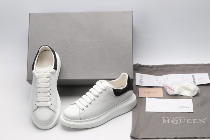 MQ Sneakers