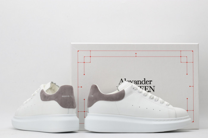 MQ Sneakers