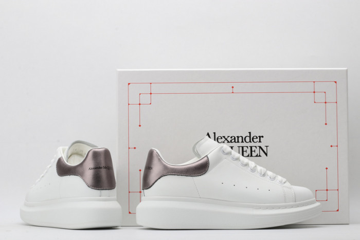 MQ Sneakers