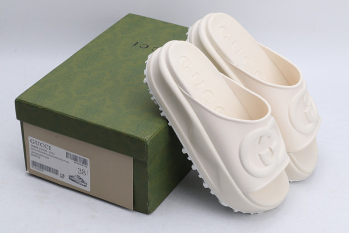 Gu66 SLIPPERS