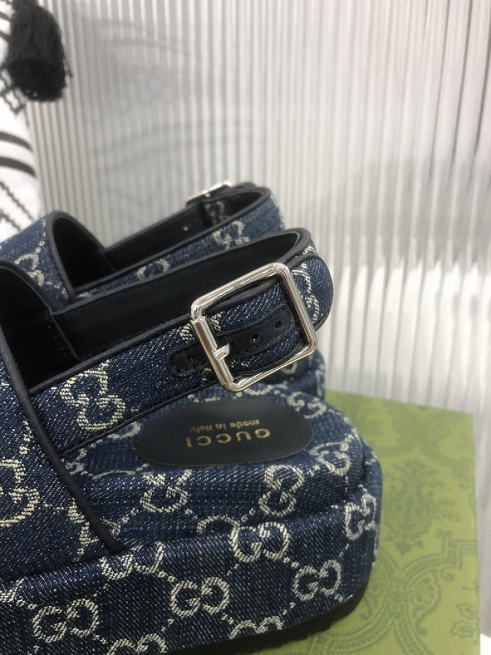 Gu66 SLIPPERS