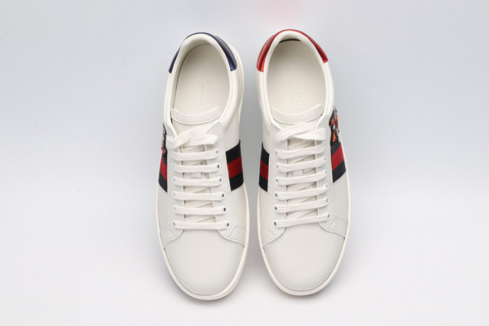 Gu66 Ace Embroidered Low-Top Sneaker
