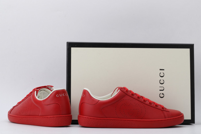 Gu66 Ace Embroidered Low-Top Sneaker