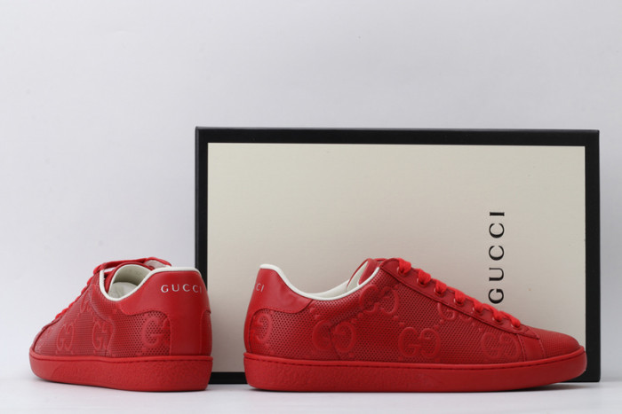 Gu66 Ace Embroidered Low-Top Sneaker