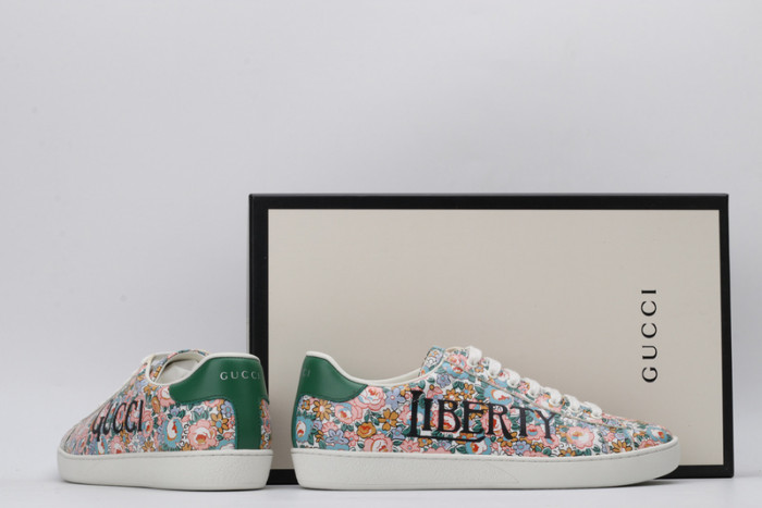 Gu66 Ace Embroidered Low-Top Sneaker