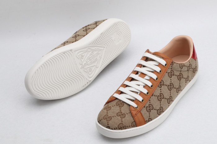 Gu66 Ace Embroidered Low-Top Sneaker