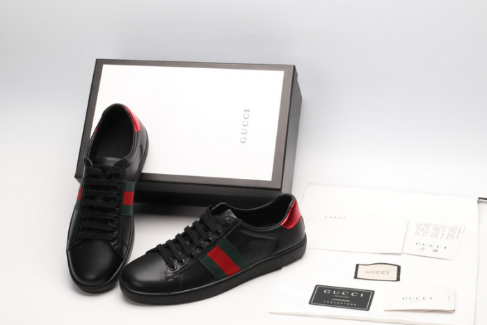 Gu66 Ace Embroidered Low-Top Sneaker