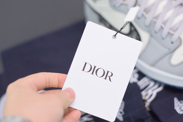 D10R X AIR JORDAN 1 HIGH OG (D10R SHOE BOX ) CN8607-002