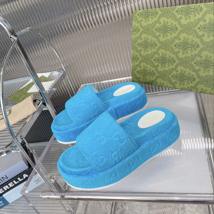 Gu66 SLIPPERS