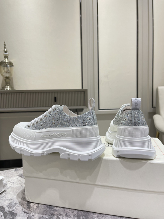 MQ Sneakers