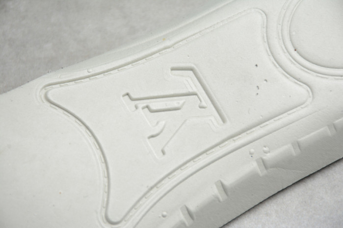 lou1su1tt STELLAR SNEAKER