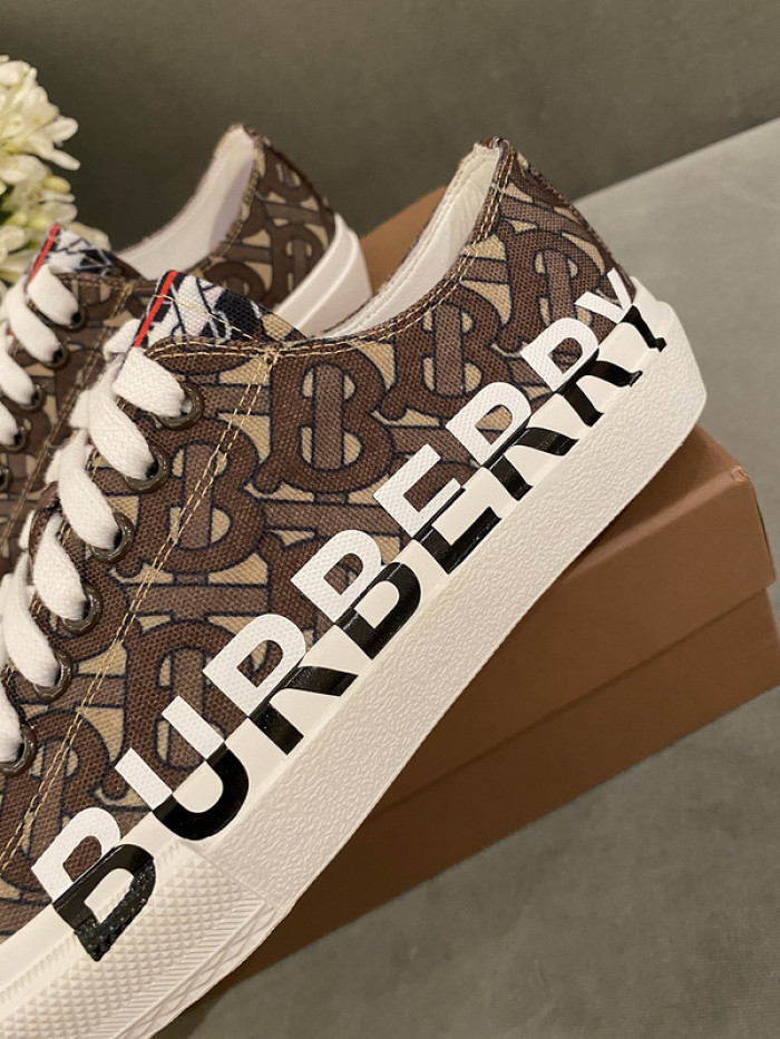 BUR SNEAKER