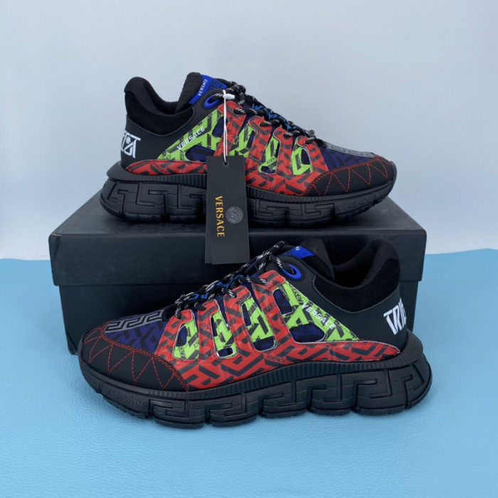 VERS SNEAKERS