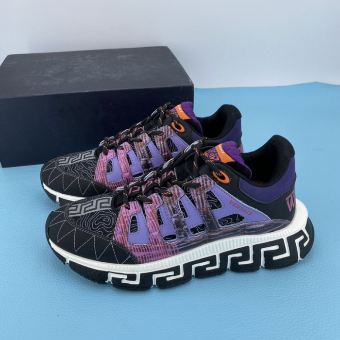 VERS SNEAKERS