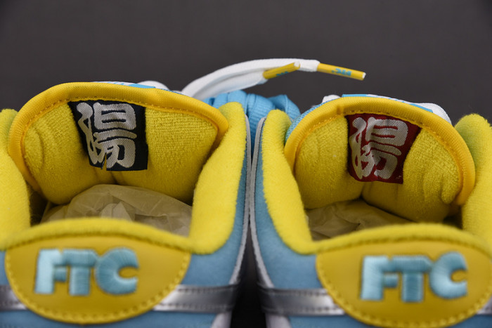 How the FTC x Nike SB Dunk Low DH7687-400