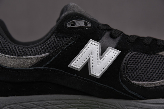 N3W BLANCE SNEAKER