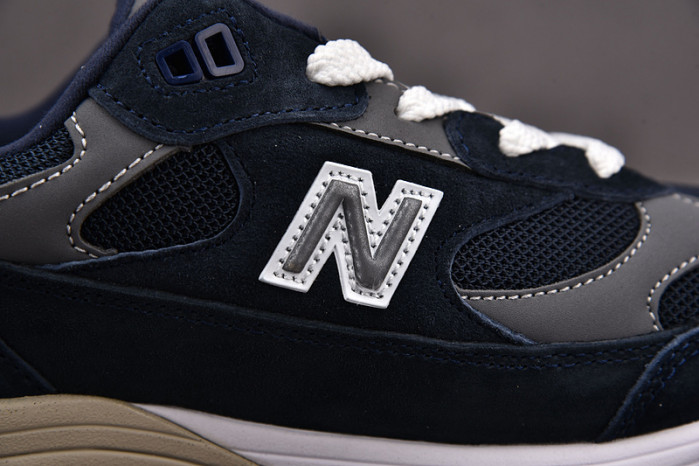 N3W BLANCE SNEAKER