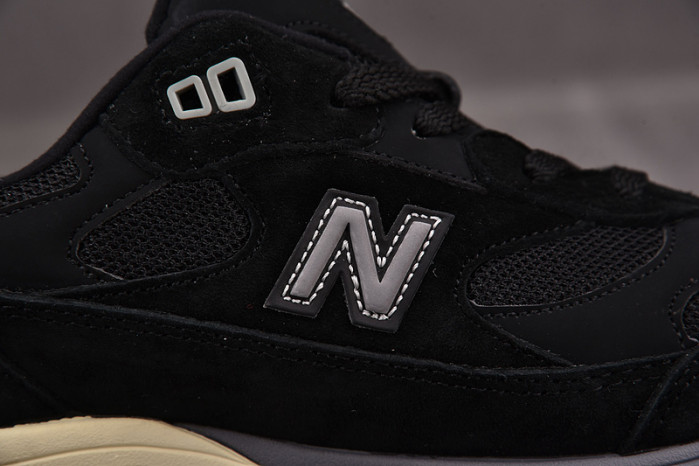 N3W BLANCE SNEAKER