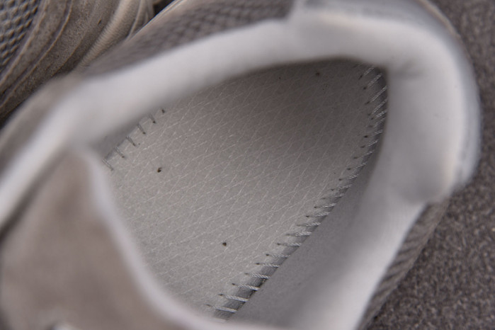 N3W BLANCE SNEAKER