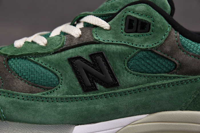 N3W BLANCE SNEAKER