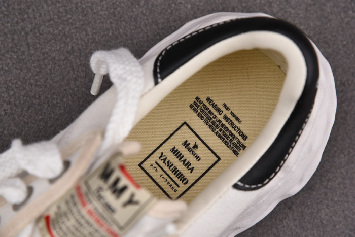 MAISON MIHARA YASUHIRO SNEAKER
