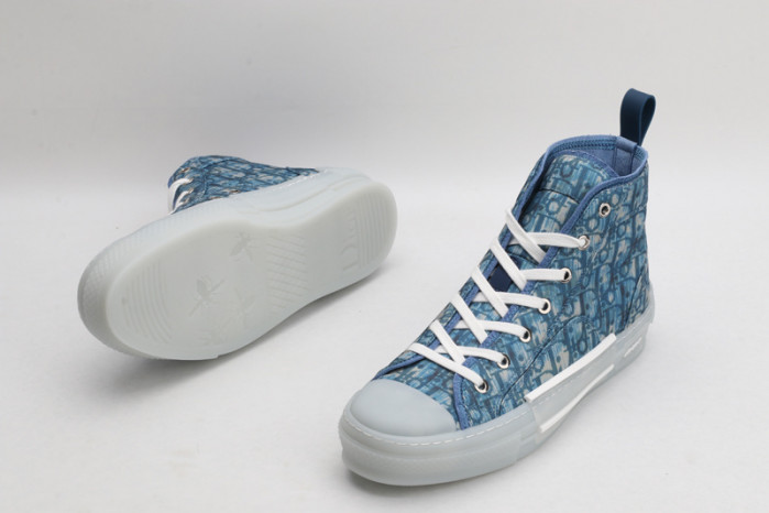 D10R B23 Oblique High Top Sneaker