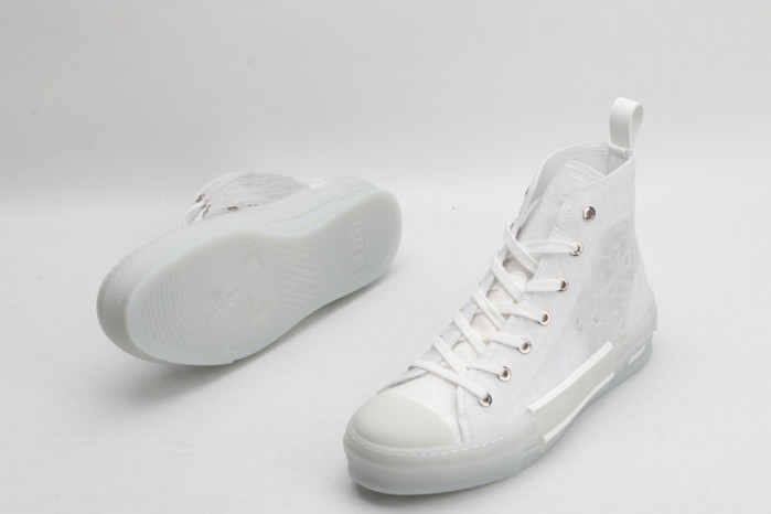 D10R B23 Oblique High Top Sneaker