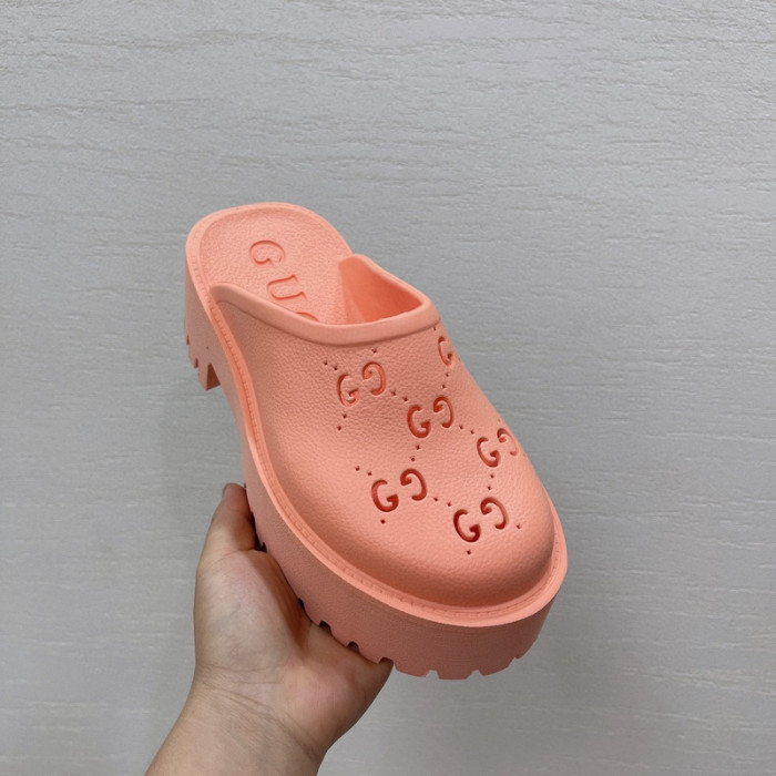 Gu66 SLIPPERS