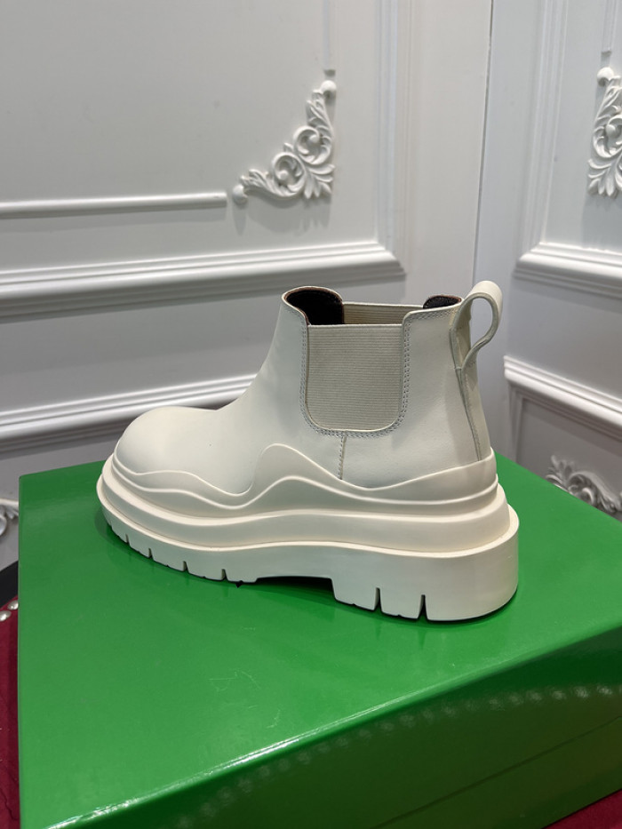 bo*te*ga Ve*ne*ta boots