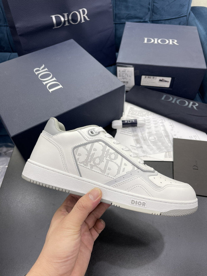 D10R B27 Sneaker