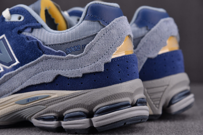 N3W BLANCE SNEAKER