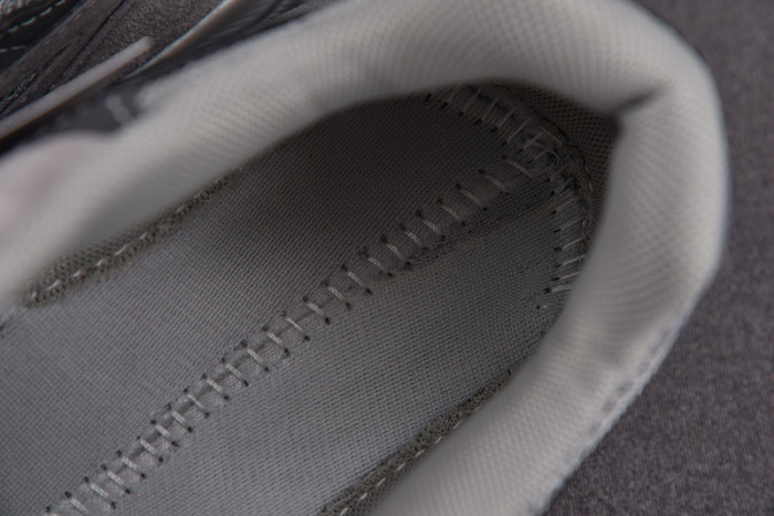 N3W BLANCE SNEAKER