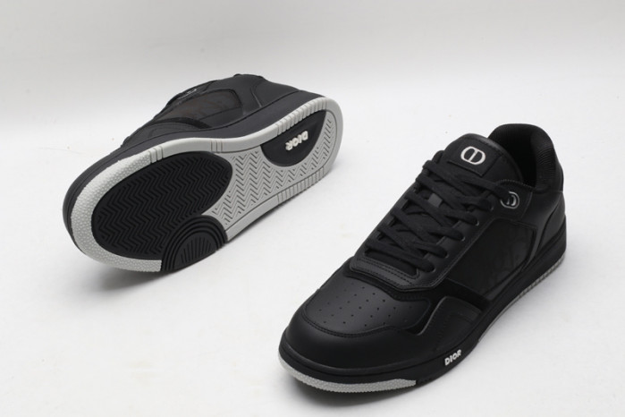 D10R B27 Sneaker