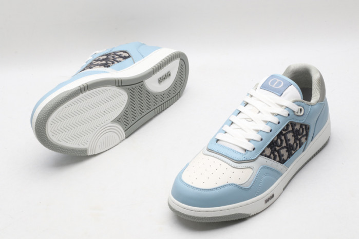 D10R B27 Sneaker