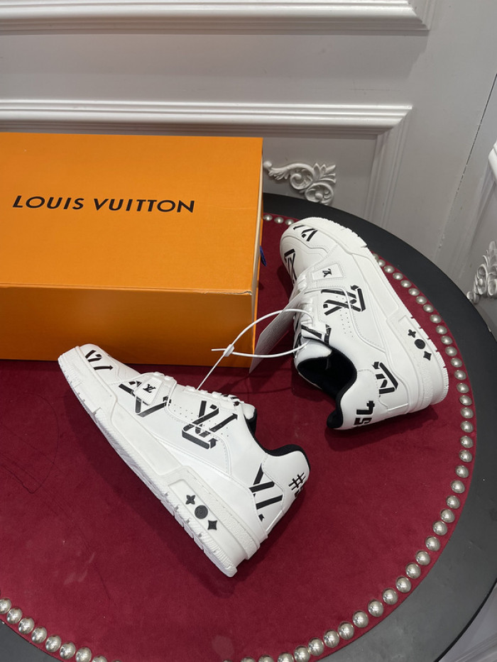 D00G7 Lou1su1tt SNEAKER LOW